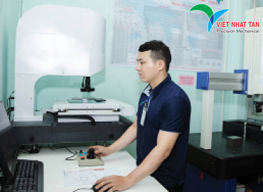 Lắp ráp cụm cơ khí